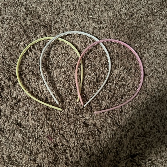 Lot of 10 Headbands - Picture 4 of 6